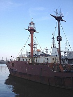 Плавучий маяк «Ирбенский» стал новым экспонатом Музея Мирового океана